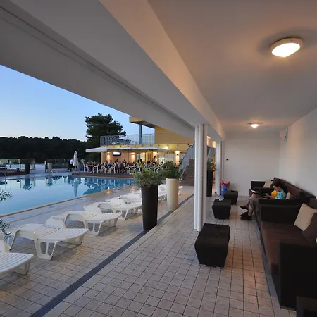 Üdülőközpont Splendid