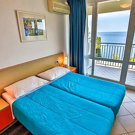 Üdülőközpont Splendid 3*