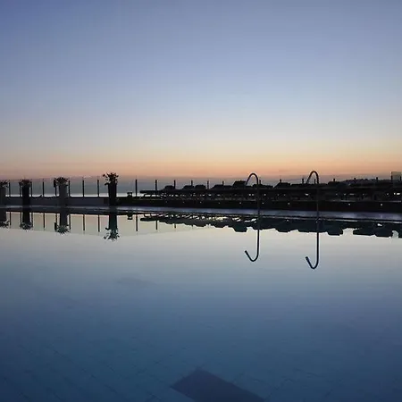 Splendid אתר נופש פולה