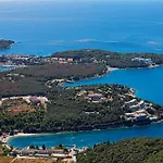 Splendid Pula
